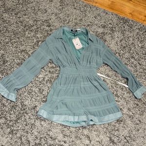 Long sleeve romper